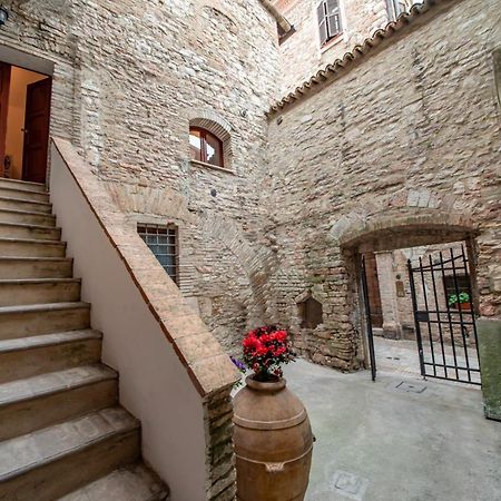 Saint Francis Apartment Ассизи Экстерьер фото